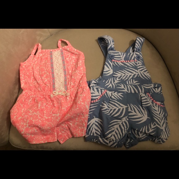 Baby girl Carter’s Flutter Tee & Palm-Leaf Shortalls Set & pink and white Romper - Picture 3 of 9